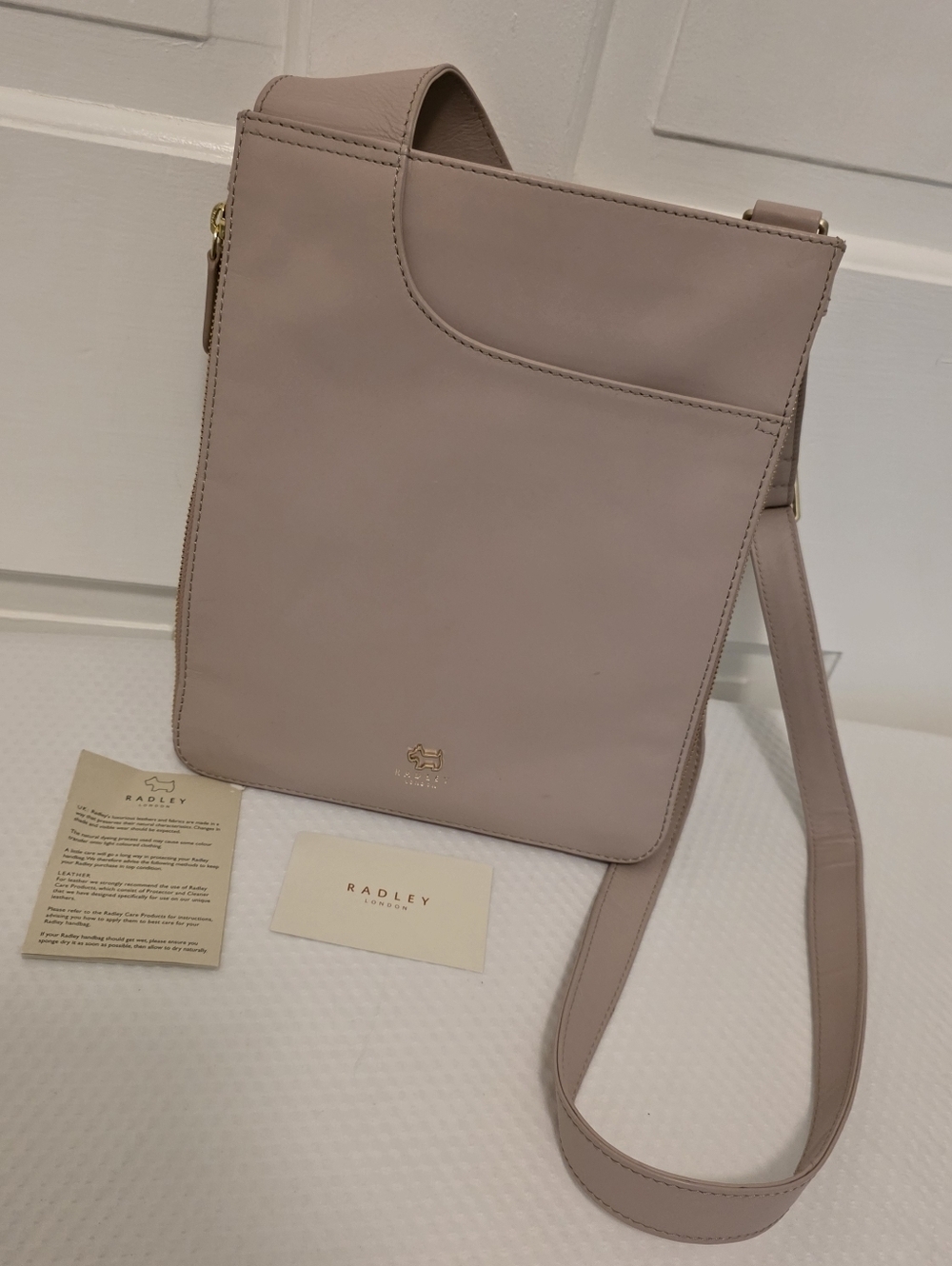 Radley London Dusty Pink Leather Crossbody Bag, Sleek, Stylish, Neutral
